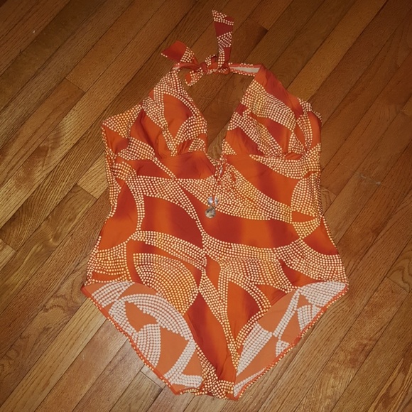 your best look Other - Two -piece bathing suit with cover up to match